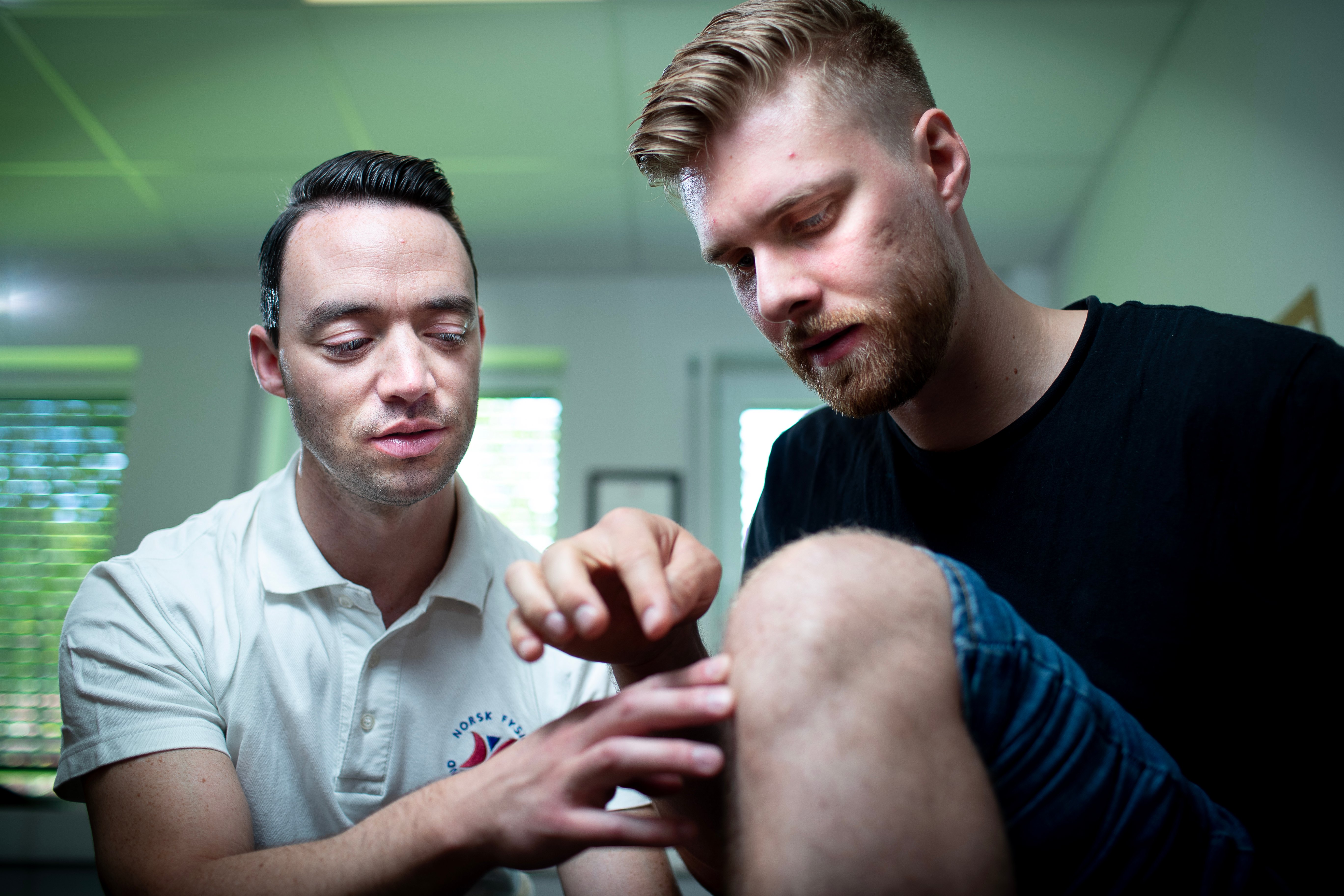 Behandlig kne Morten og pasient